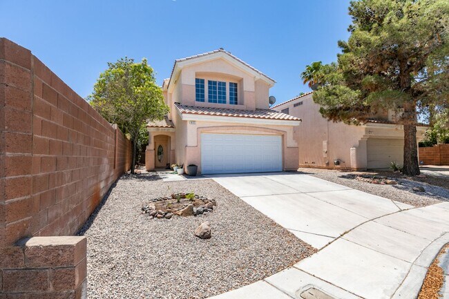 Building Photo - REMODELD HENDERSON 2 STORY HOME WITH LOFT