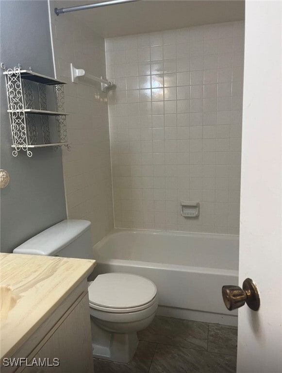 Building Photo - 4912 Tamiami Trl E
