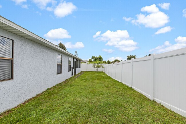 Foto del edificio - 3/2 Rockledge FL Rental - Space Coast!