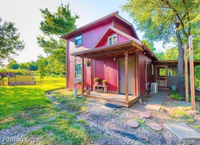 Building Photo - 1 br, 1.5 bath House - 199 Palmer Ranch Rd