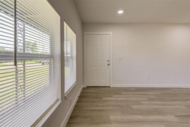 Foto del edificio - 4218 Friar Point Rd