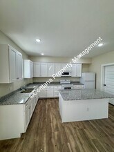 Building Photo - 614 N Alaska St