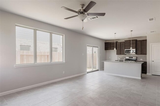 Building Photo - 31138 Mahogany Fir Trl