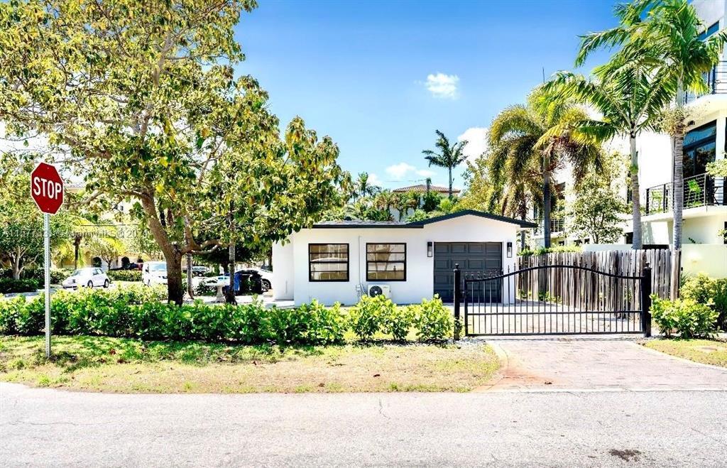Foto principal - 1615 NE 9th St