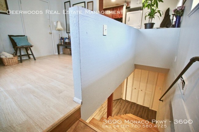 Foto del edificio - 3690 N Monaco Pkwy