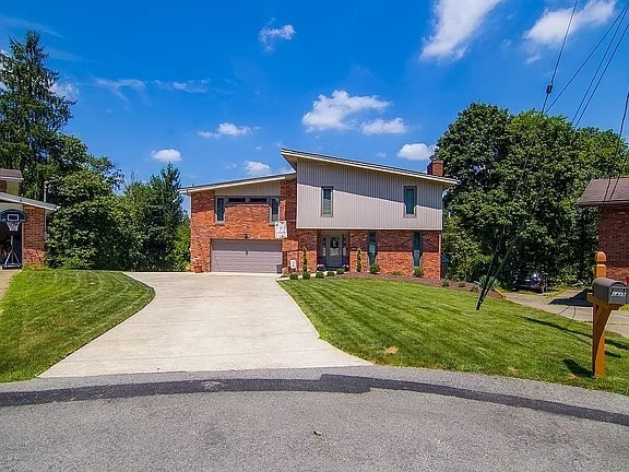 Building Photo - 1415 Jamie Dr
