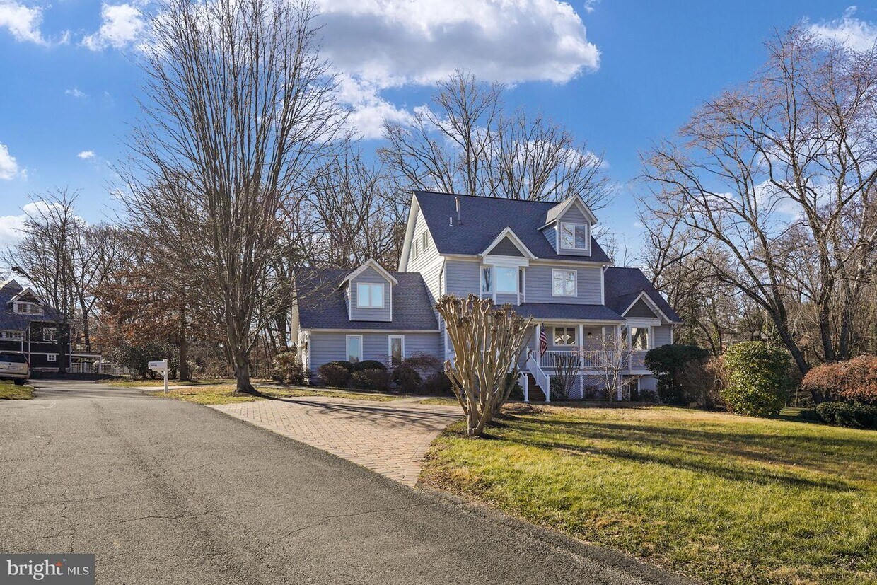 2018 Swan Terrace, Alexandria, VA 22307 House Rental in Alexandria