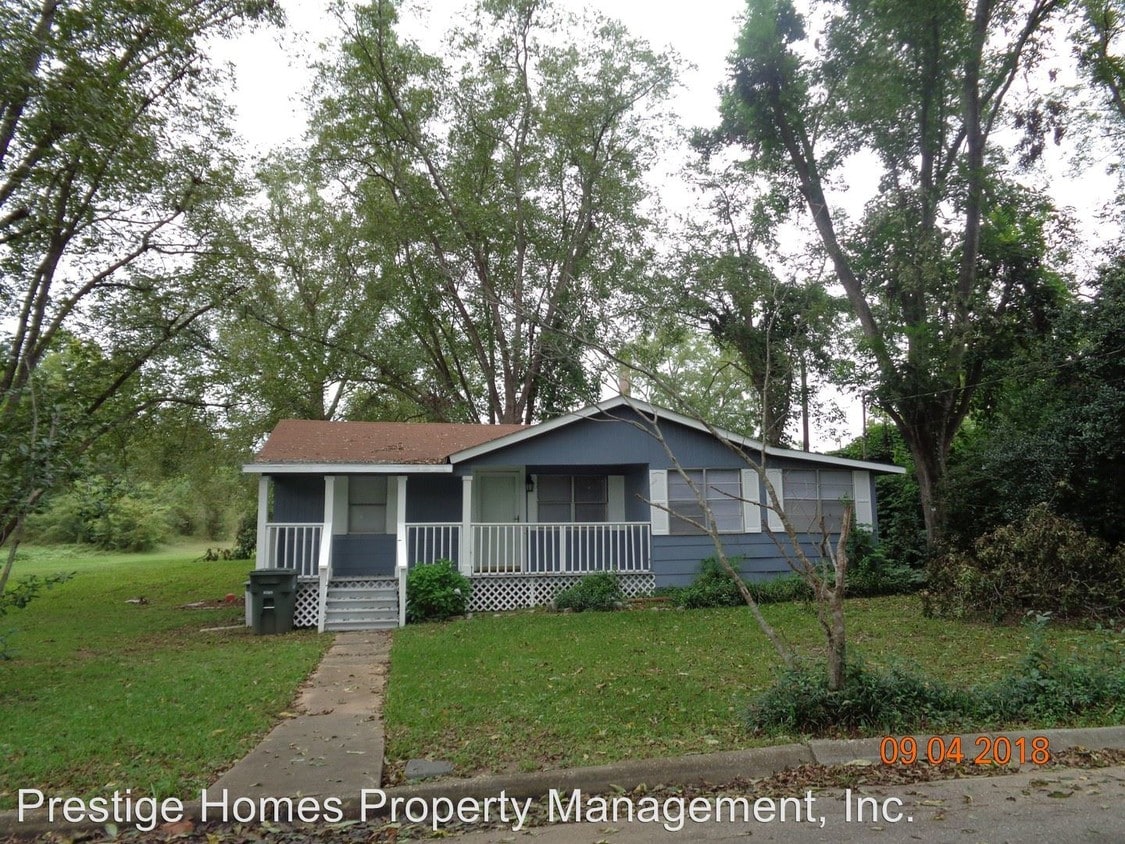 3 br, 1 bath House 402 Crawford Street House for Rent in Enterprise