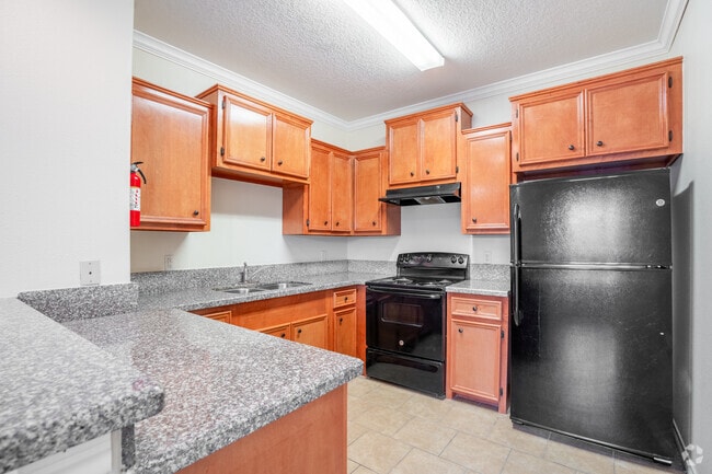 Interior Photo - The Red Rose Of Texas Apartments
