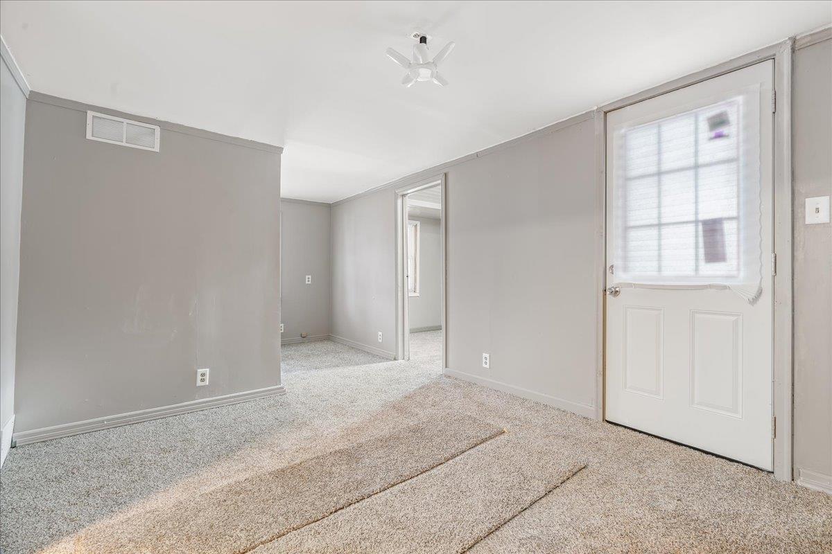 Foto principal - 2609 Maplewood Ave