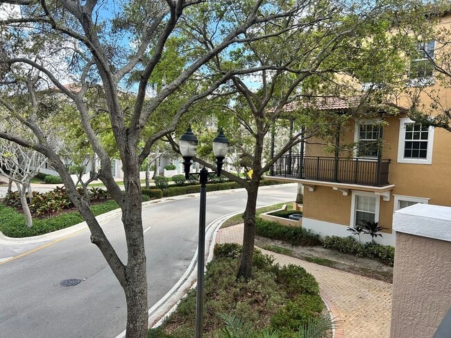 Foto del edificio - 430 SW 147th Ave