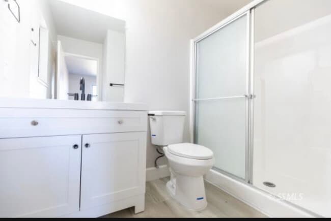 Building Photo - 608 E California Ave