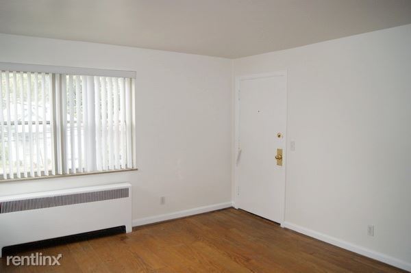 Foto del edificio - 4022 Paxton Ave