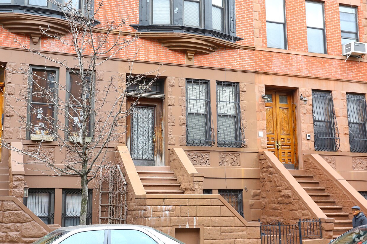 Foto del edificio - 214 W 136th St