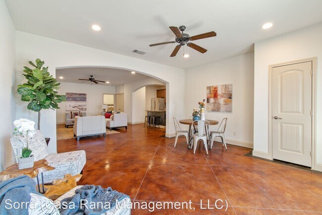 Building Photo - 5 br, 3 bath House - 3120 Rogers
