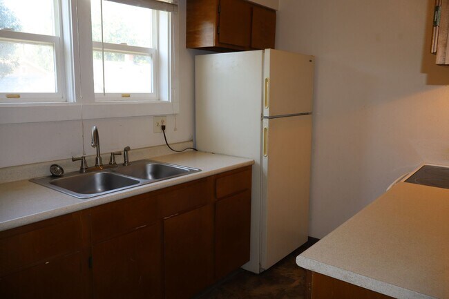 Foto del edificio - 411 E Plum St