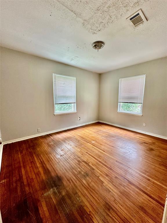 Building Photo - 1503 Acacia Dr