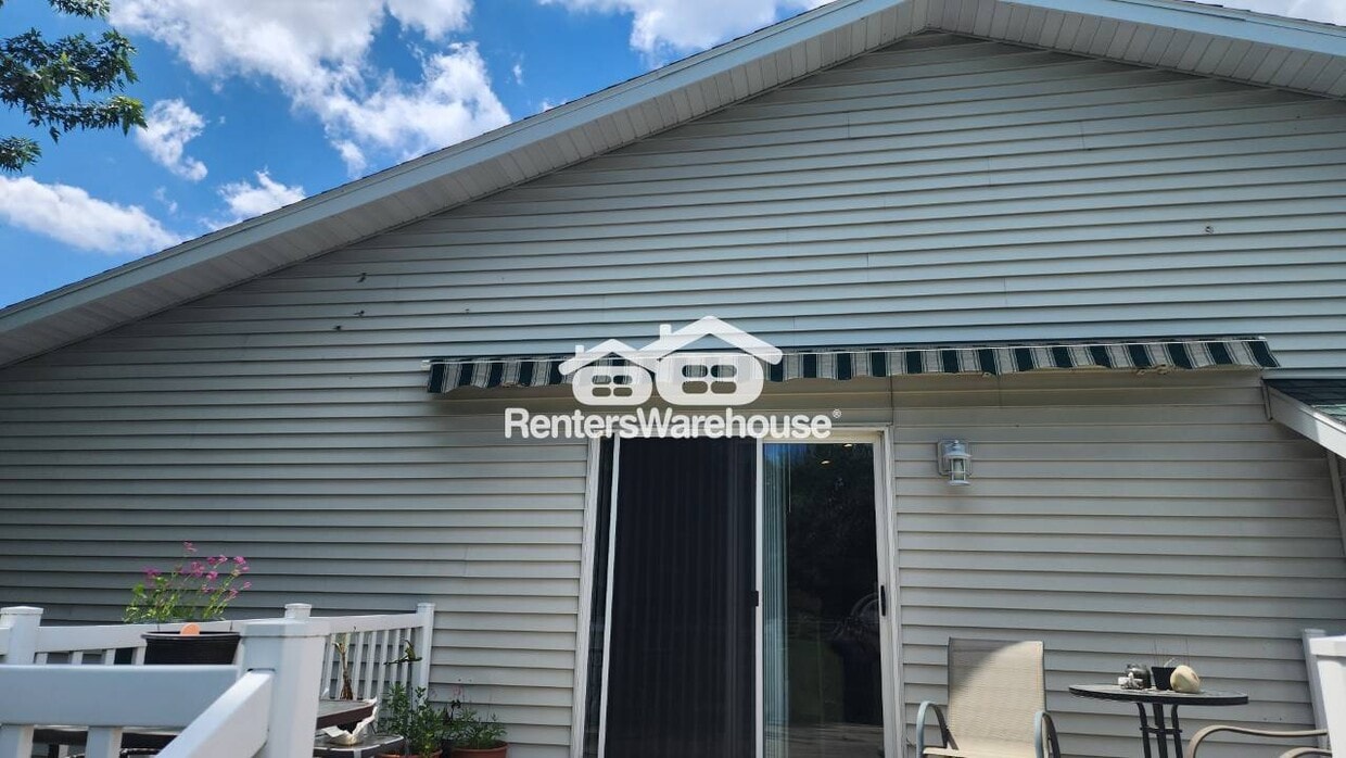 Primary Photo - 17555 53rd Ave
