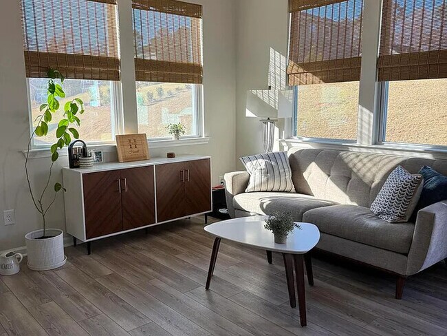 Foto del edificio - Lease OR Lease to Own