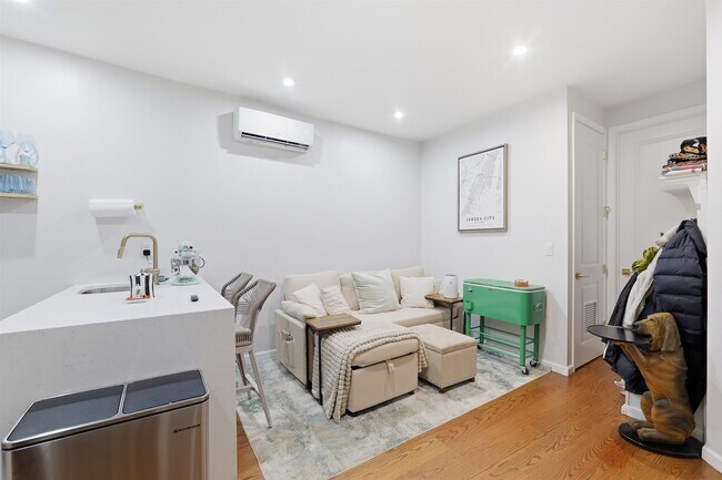 Foto del edificio - 335 5th St