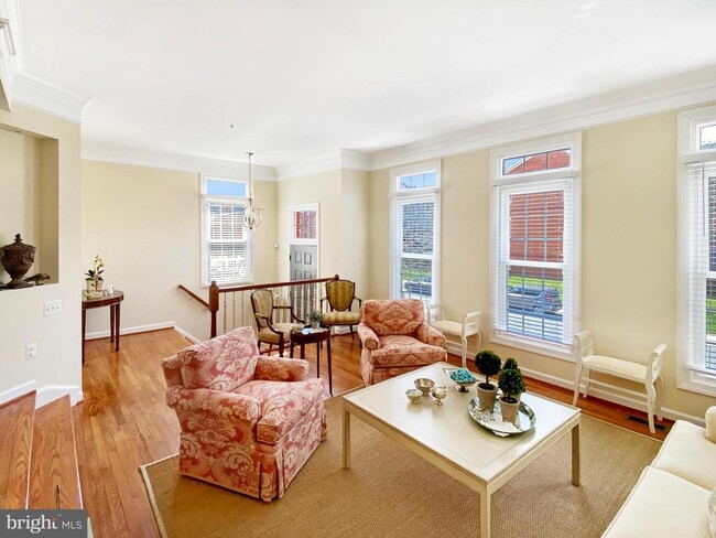 Building Photo - 13553 Flowerfield Dr