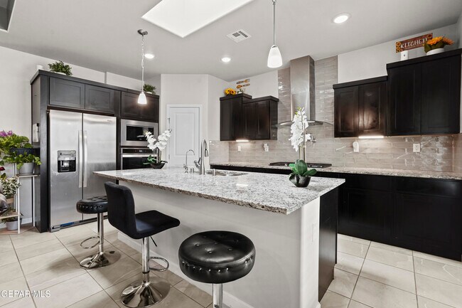 Foto del edificio - 12405 Northumberg Dr