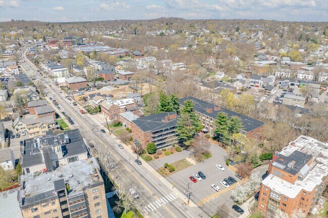 Contexto del vecindario - Millbrook Condominiums