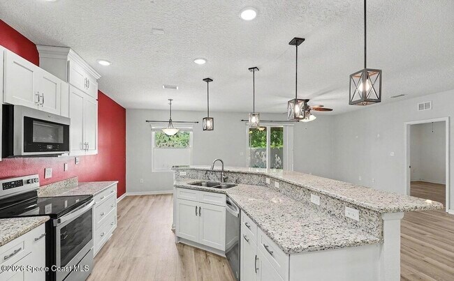 Building Photo - 802 Marian Ct