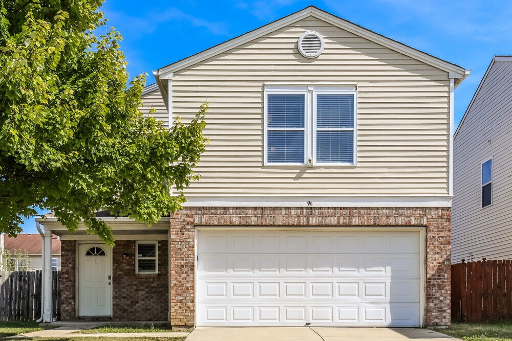 Foto principal - 911 Bentgrass Dr