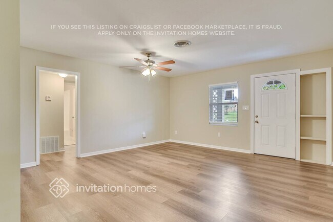 Foto del edificio - 5915 Westbury Dr