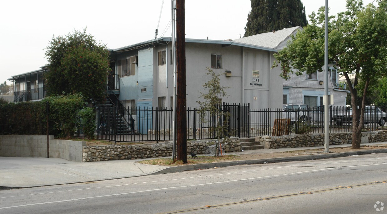 Building Photo - 1099 Raymond Ave