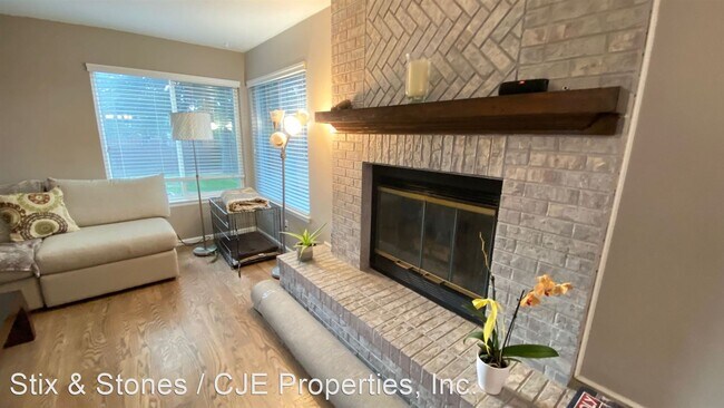 Building Photo - 4 br, 2.5 bath House - 1661 Red Fox Pl
