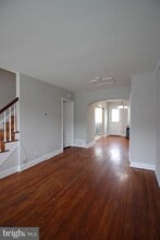 Building Photo - 529 Parksley Ave