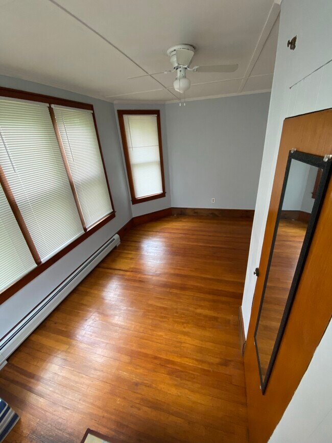 491 Ringwood Ave Unit 1st floor, Wanaque, NJ 07465 Apartments 491