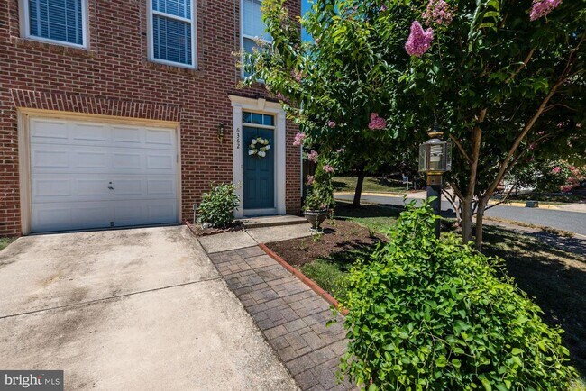 Building Photo - 6362 Levtov Landing