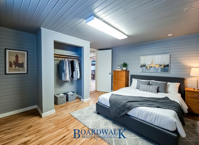 Foto del edificio - 1748 S Main St