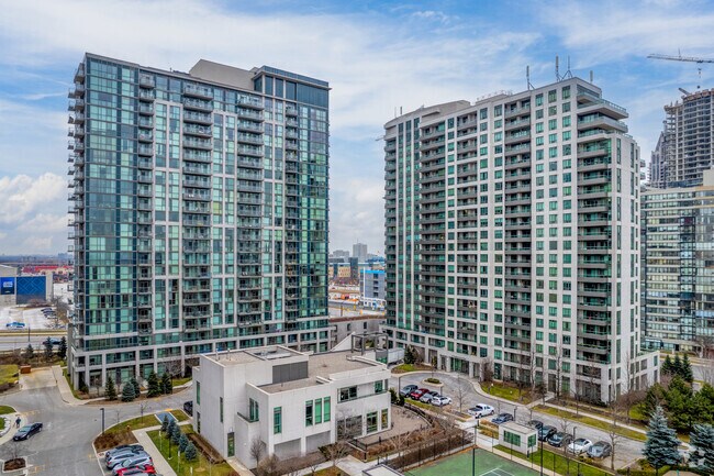 Photo du bâtiment - Universal Condos