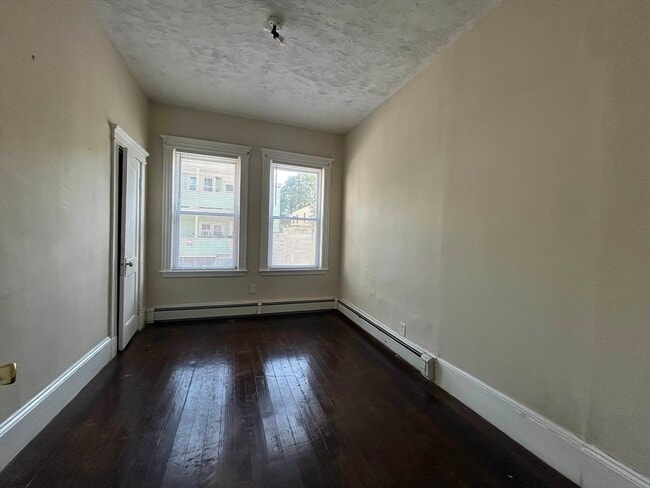 Building Photo - 279 Broadway