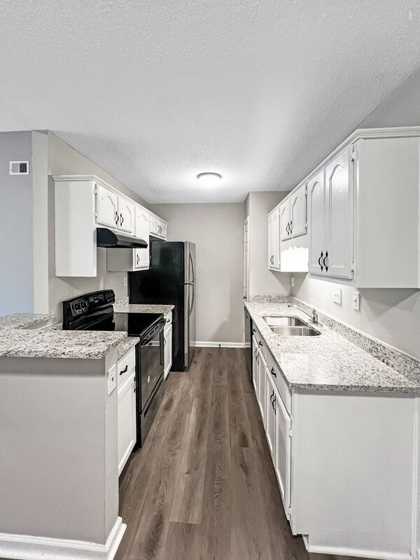 Foto del edificio - 1847 Eagle Shore Dr