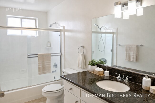 Foto del edificio - 1806 N Harvard Blvd