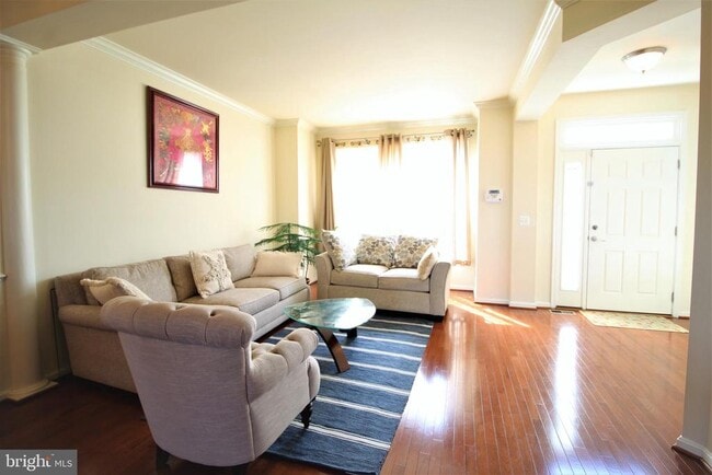 Building Photo - 2432 Battery Hill Cir
