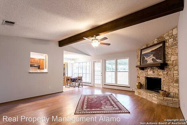 Building Photo - 3 br, 2 bath House - 9234 Ridge Town