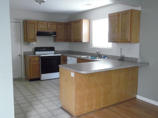 Foto del edificio - 4089 Iron Works Pkwy