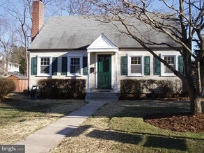Building Photo - 3404 Farragut Ave