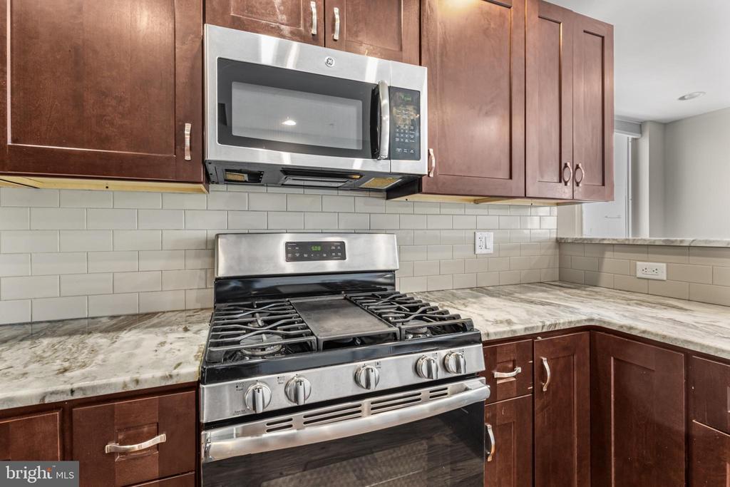 Primary Photo - 727 S 50th St