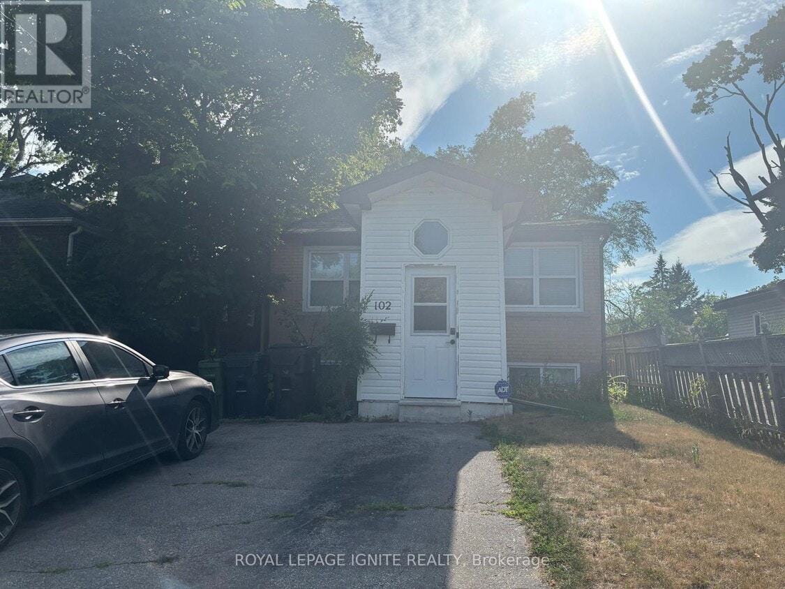 Photo principale - 102 Westcroft Dr