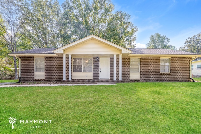 Foto principal - 77 Oakwood St