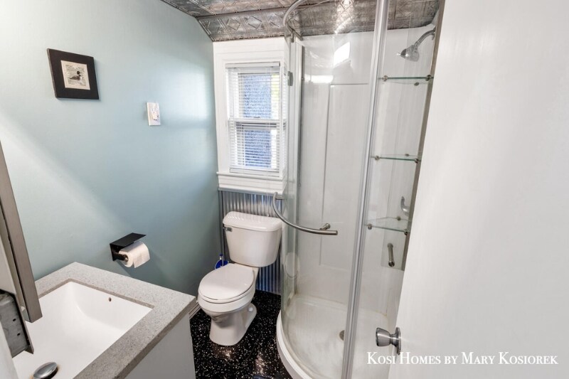 213 Drew St, Paw Paw, MI 49079 House Rental in Paw Paw, MI