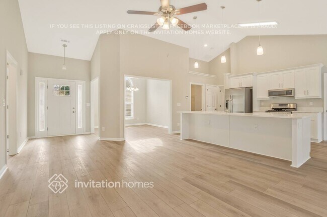 Foto del edificio - 1485 Dunkirk Ln