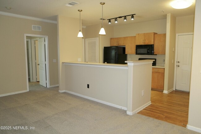 Foto del edificio - 5617 Bowden Rd